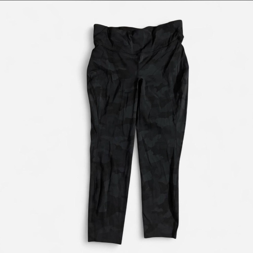 Lululemon Black Camo Leggings – Size 14